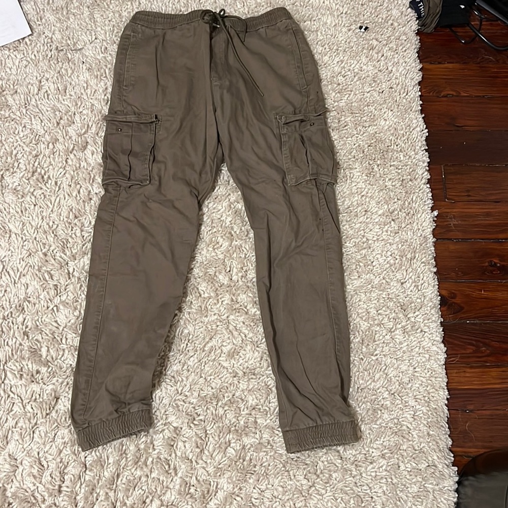 Good fellow green pants